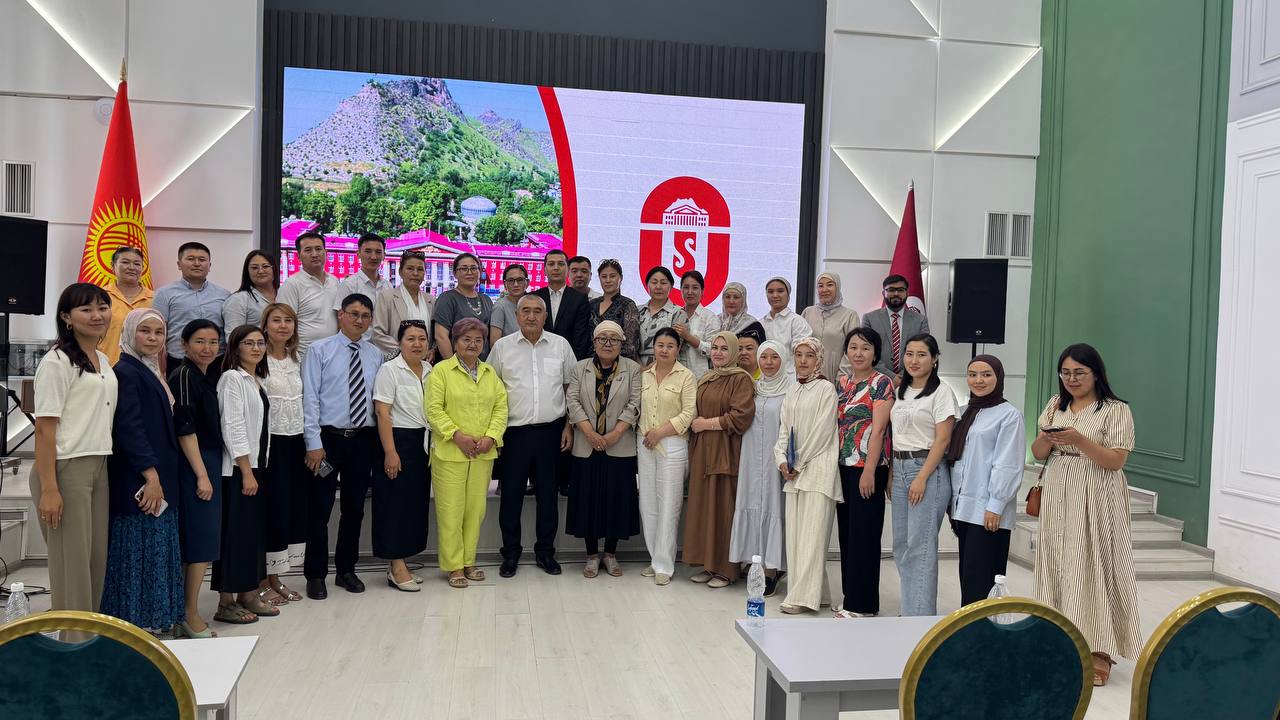 ЖАШ ОКУМУШТУУЛАРДЫН ЖАЙКЫ МЕКТЕБИ ӨТКӨРҮЛДҮ